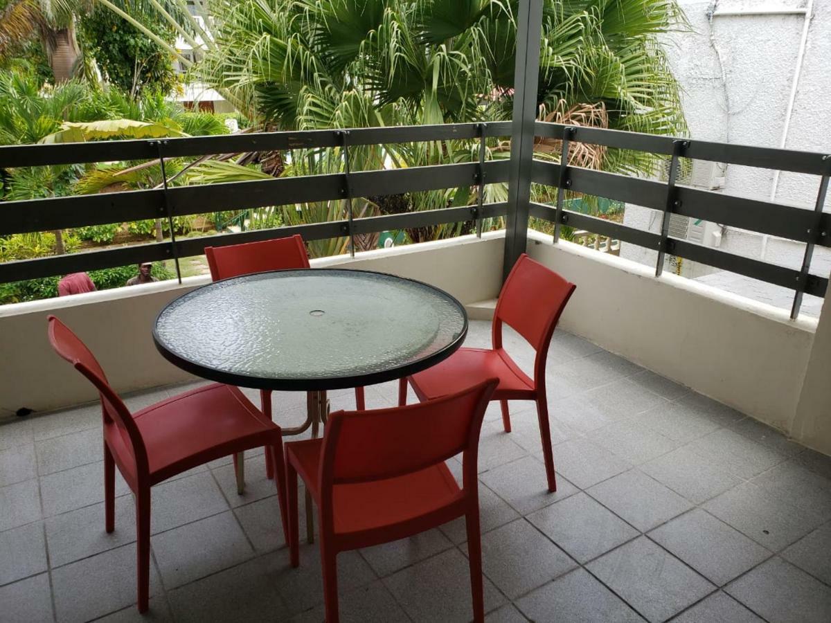 Negril Beach Club Condos Exterior photo